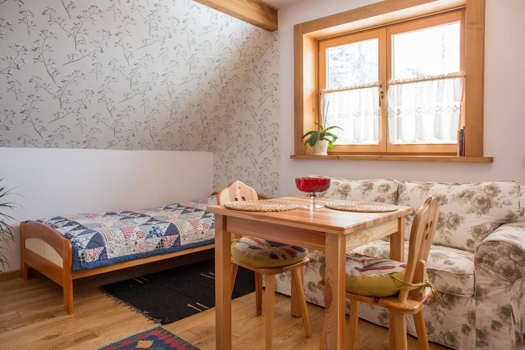 Appartement Dom Pod Smokami à Bukowina Tatrzańska Extérieur photo